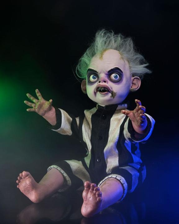 Immagine prodotto Neca Beetlejuice Beetlejuice Prop Replica 1/1 Baby Beetlejuice Doll 49 cm