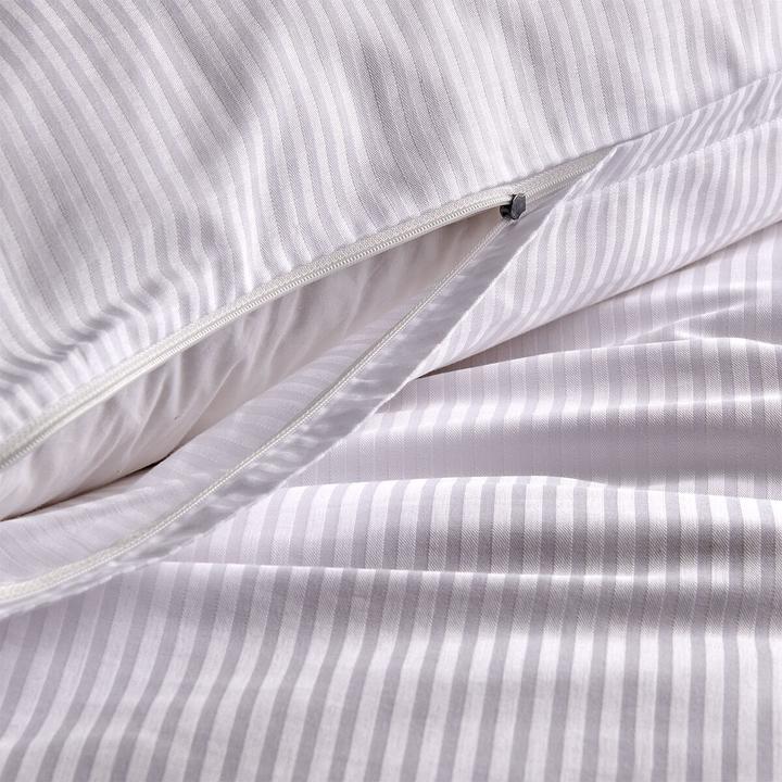 Actual product image Traumschlaf Hotel bed linen Clara (Duvet cover, 200 x 200 cm, 80 x 80 cm)