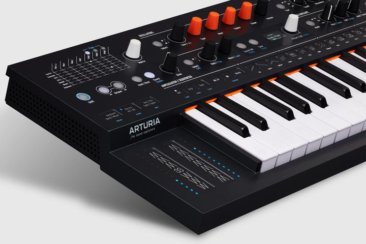 Actual product image Arturia MiniFreak