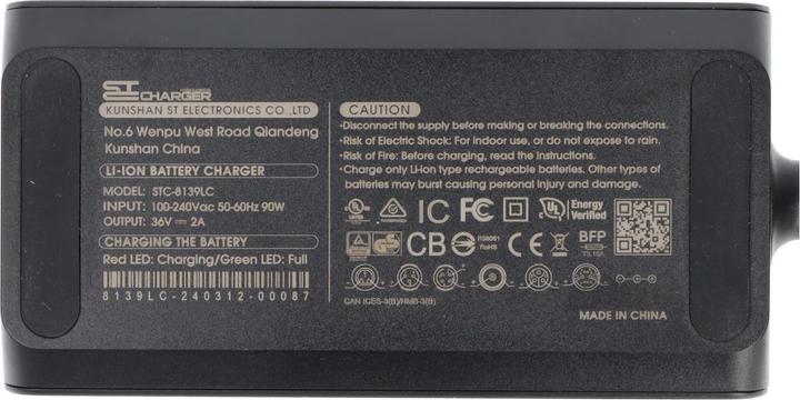 Actual product image ST Chargers E-bike charger SideClick 36V - XLR (3-pin) (E-bike charger)