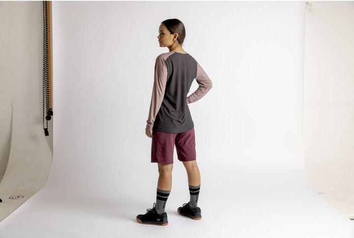 Produktbild iXS Women"s Flow XTG Hip-Hugger Shorts (36)