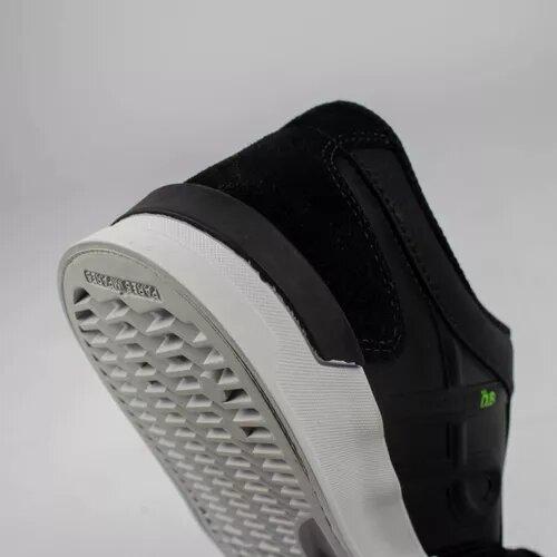 Produktbild Öus Skateschuhe ORTX 2000 preto essencial (39)