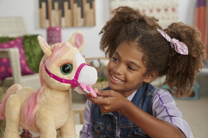 Actual product image FurReal FRF Cinnamon, my stylish pony (35 cm)