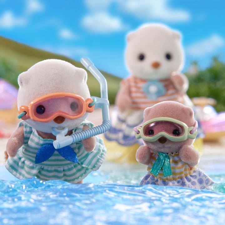 Actual product image Sylvanian Families Sea otter snorkel playset