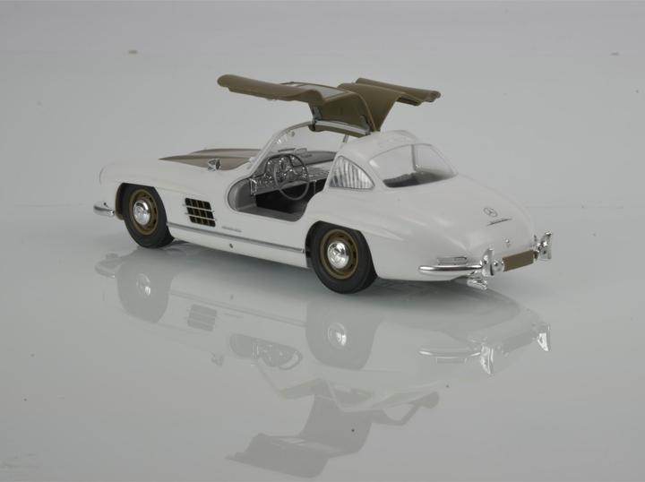 Produktbild Tamiya Mercedes Benz 300SL