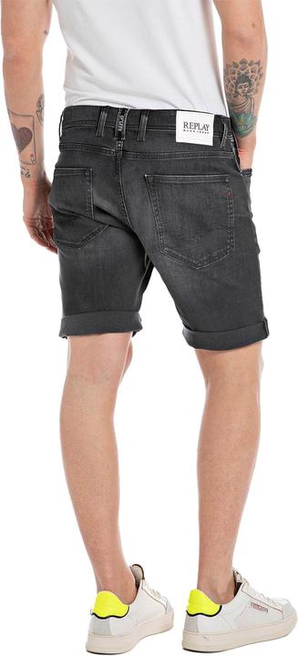 Actual product image Replay RBJ.981 SHORT TAPERED (W33)