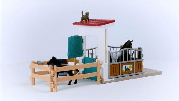 Actual product image Schleich Horse box with mare and foal