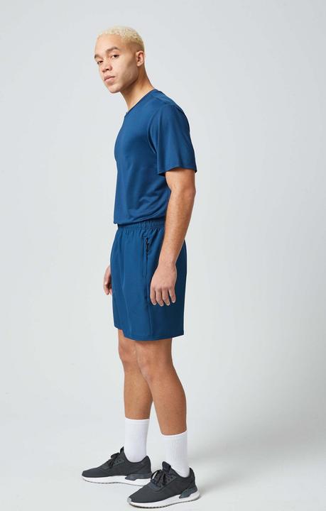 Actual product image Snocks Men's short sports trousers (S)