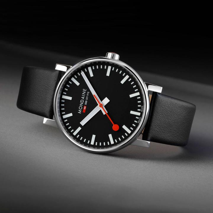 Image du produit Mondaine Evo2 43 mm (Montre analogique, 43 mm)