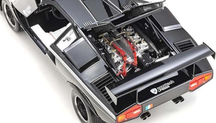 Actual product image Kyosho Lamborghini Countach LP500R 1:12