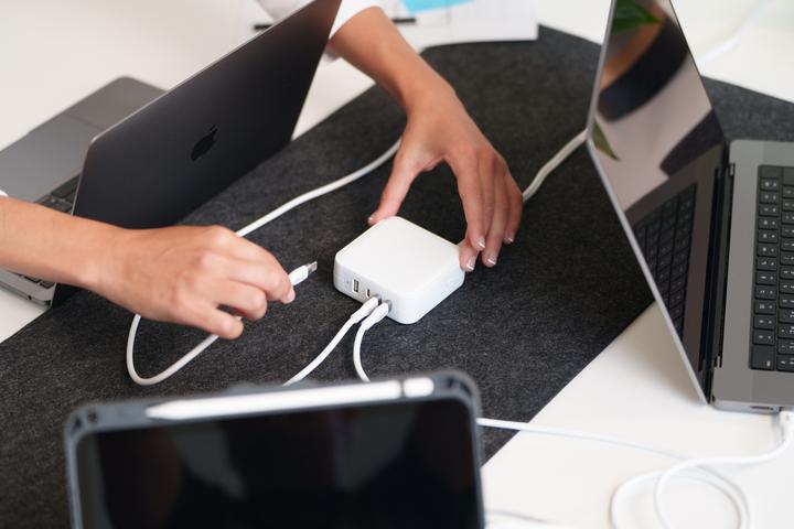 Produktbild Targus HyperJuice USB-C Charger (100 W)