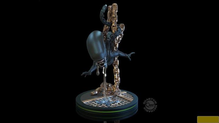 Quantum Mechanix Alien figurine Q-Fig Xenomorph 13 cm