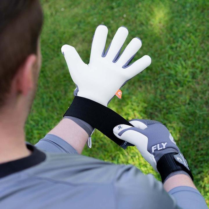 Image du produit Catch & Keep Gants de football Fly Grey Soul Gr. 8 Gris Gardien de but Gants de gardien de but (8)