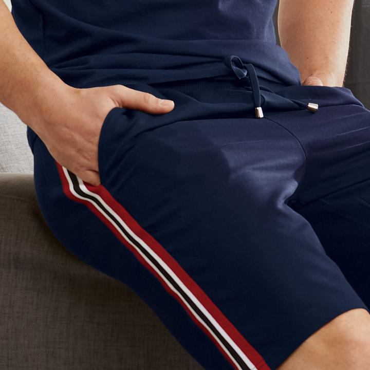 Actual product image Erwin Müller Men's stretch pants, short (50)