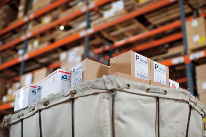 Actual product image Dymo Shipping labels 54 x 101 mm 6x 220 pcs.