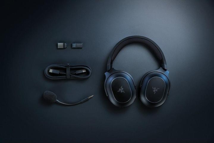 Actual product image Razer Barracuda x Chroma (Wireless)