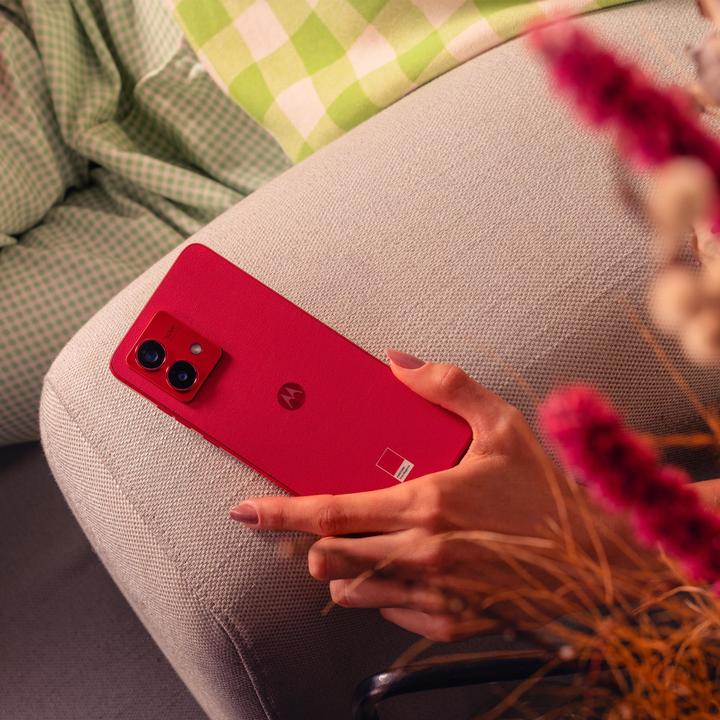 Image du produit Motorola moto g84 (256 Go, Viva Magenta, 6.55", Double SIM hybride, 50 Mpx, 5G)