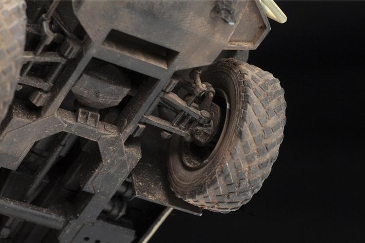 Actual product image 1:35 GAZ Tiger w/Arbalet
