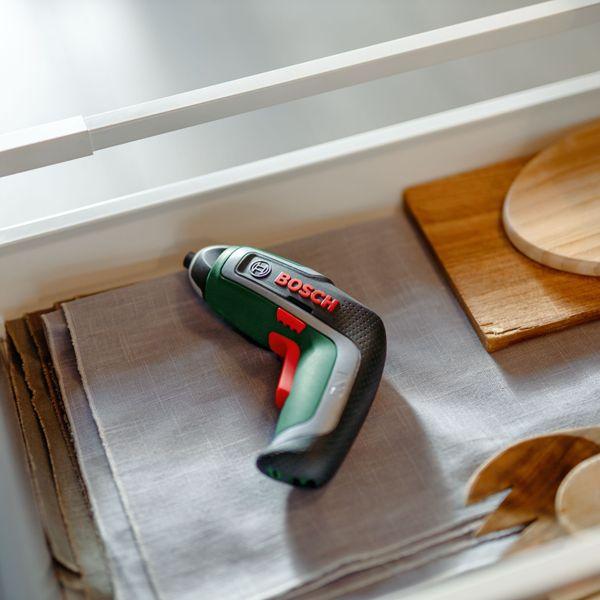 Actual product image Bosch Home & Garden IXO 7 (Rechargeable battery operated)