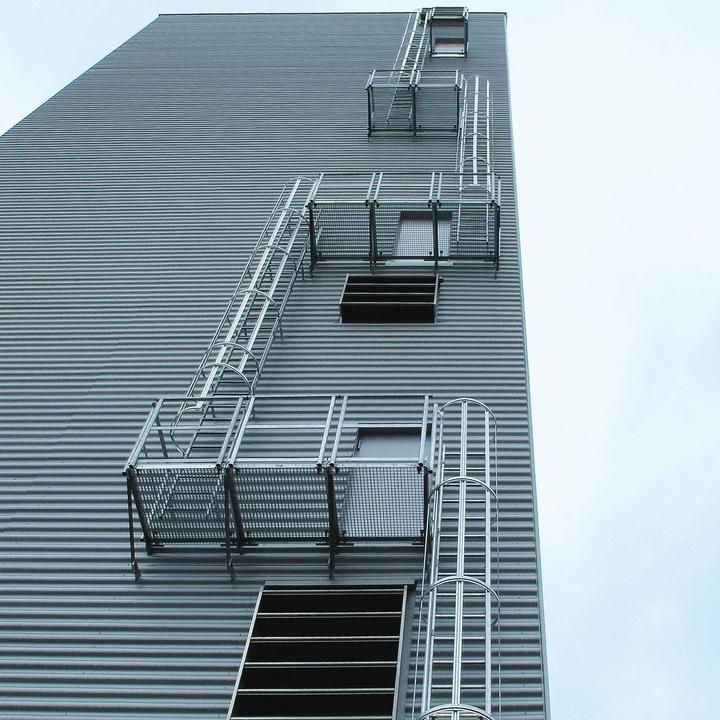 Actual product image Munk Multi-step ladder with back protection (construction) Aluminium anodised 16.32m (Multi-purpose ladder, 1632 cm)