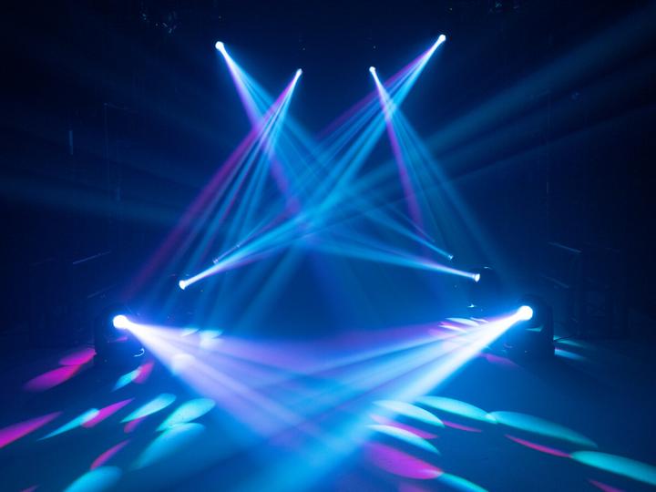 Actual product image Eurolite LED TMH-B90 Moving-Head Beam (Moving bar)