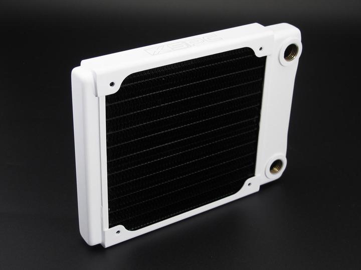 Actual product image XSPC TX120 Ultrathin Radiator (120 mm)