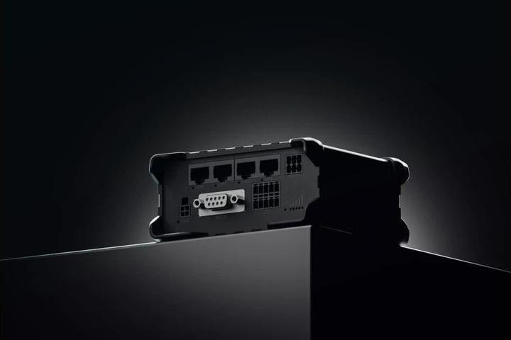 Immagine prodotto Teltonika RUT956 NORTHAMERICA - ROUTER MOBILE INDUSTRIALE RUT956