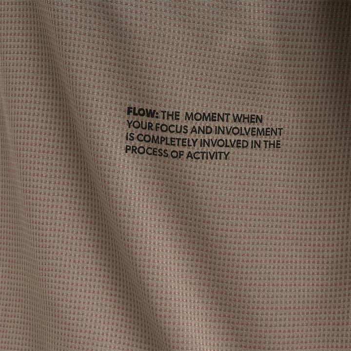 Actual product image hummel Mt Bow T-Shirt (L)