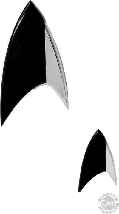 Produktbild Quantum Mechanix Star Trek Discovery réplique 1/1 Starfleet Black Badge magnétique et pin's