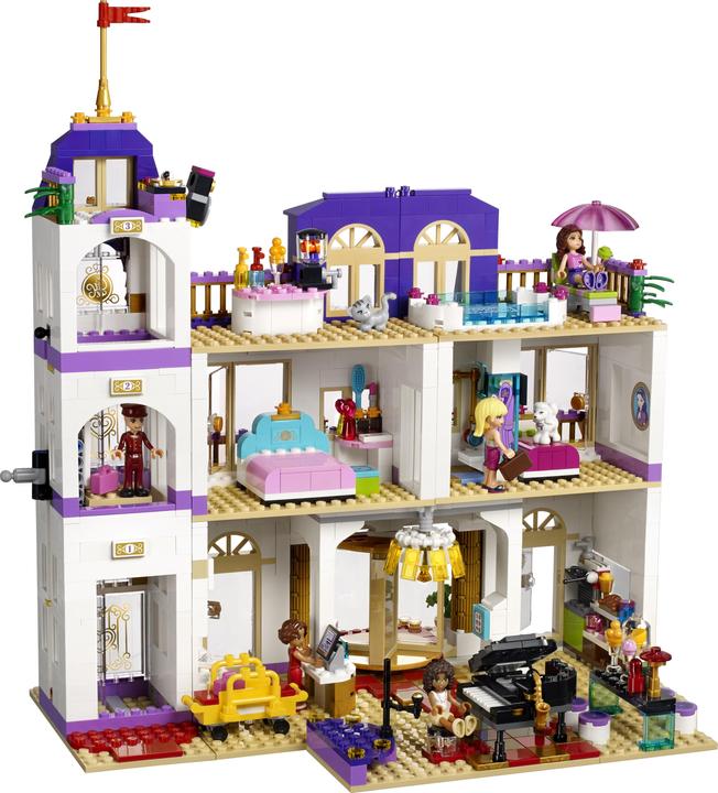 Actual product image LEGO Friends Heartlake Grand Hotel (41101, LEGO Friends)