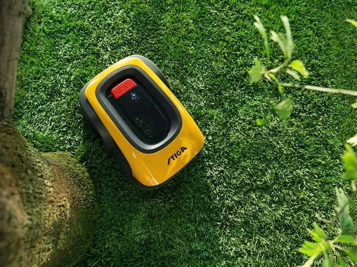Actual product image Stiga The A 1500 is the only robotic lawnmower with 's unique patented Active Gu (1500 m²)