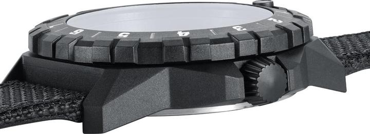 Image du produit Luminox F117 x SKUNK WORKS HERITAGE 6440H SERIES (Montre pilote, 44 mm)