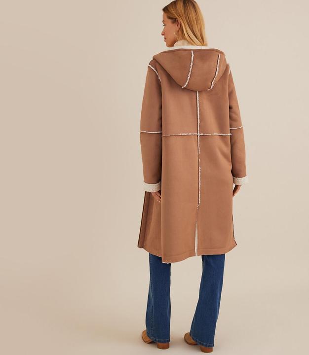 Produktbild Anne Weyburn Kapuzenmantel aus Lammfell-Imitat (38)