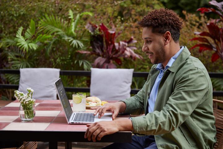 Image du produit HP EliteBook X Flip (14", Intel Core Ultra 7 258V, 32 Go, 512 Go, CH)