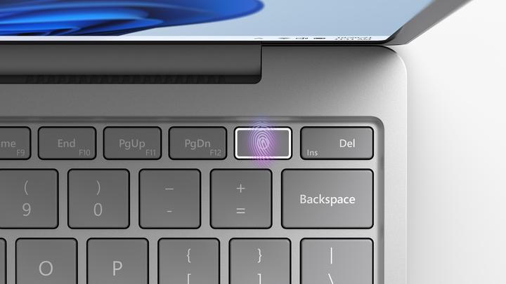 Produktbild Microsoft Surface Laptop Go 2 (12.40", Intel Core i5-1135G7, 8 GB, 128 GB, DE)