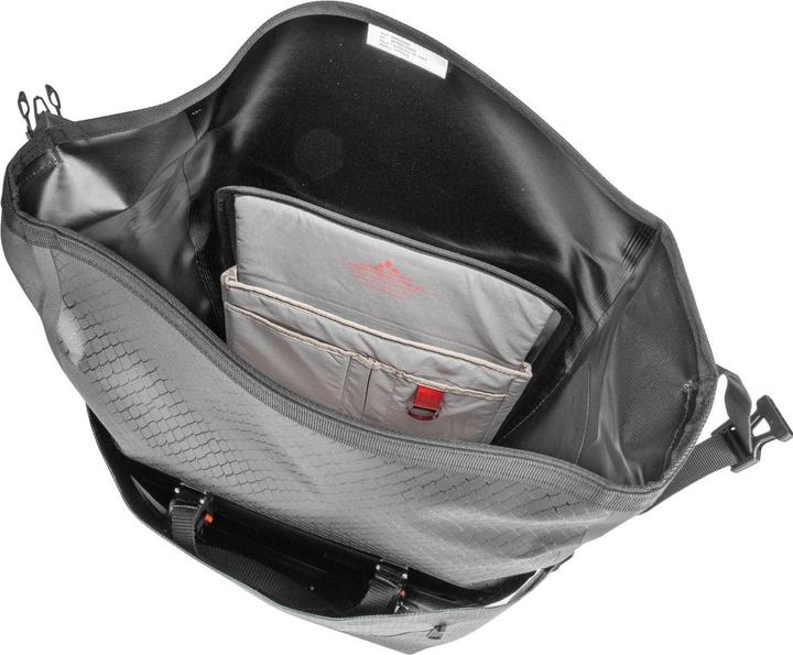 Actual product image Vaude Aqua Transformer 2in1 (26 l, Luggage carrier bag)