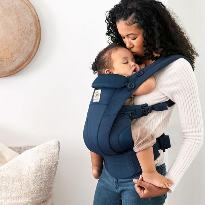 Actual product image Ergobaby Omni Dream
