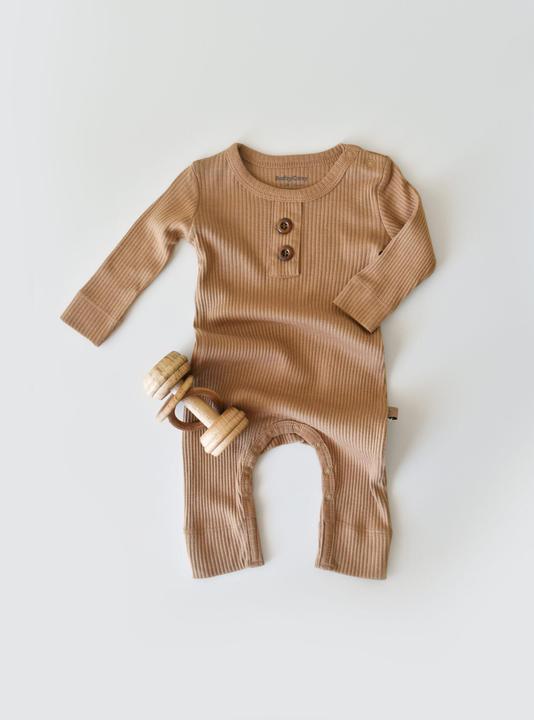 BabyCosy Strampler. langarm