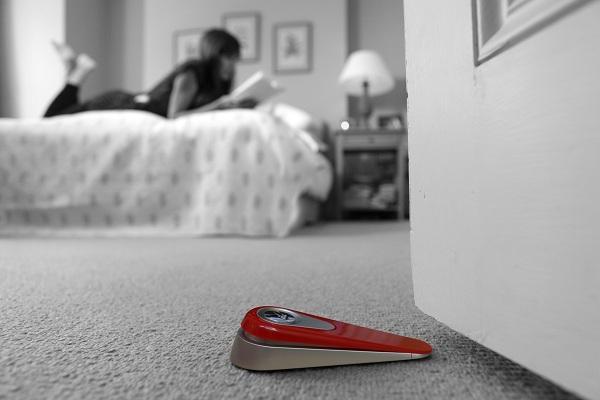 Actual product image Ila Wedge Doorstop with Alarm, red (6 x 3.5 x 14 cm)
