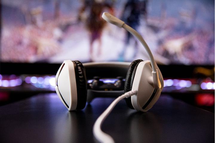 Actual product image Konix Mythics Nemesis (Cable)