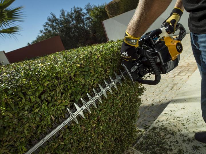 Actual product image McCulloch Gasoline hedge trimmer HT 5622 (Gasoline hedge trimmer)
