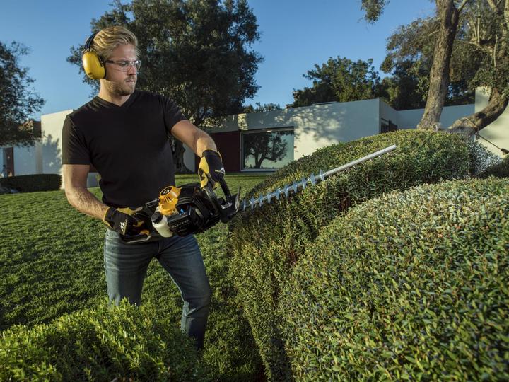 Actual product image McCulloch Gasoline hedge trimmer HT 5622 (Gasoline hedge trimmer)