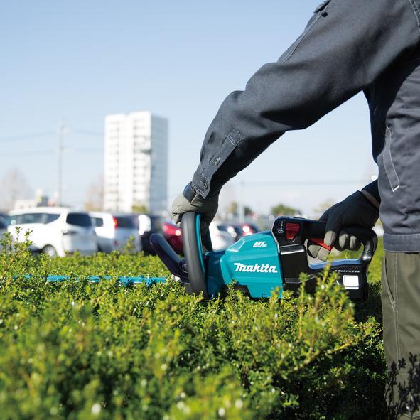 Produktbild Makita DUH501Z Cordless hedge trimmer, without battery and charger! (Akkuheckenschere)