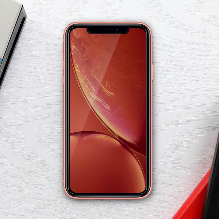 Actual product image Avizar Privacy glass screen protector (3 Piece, Apple iPhone 11)