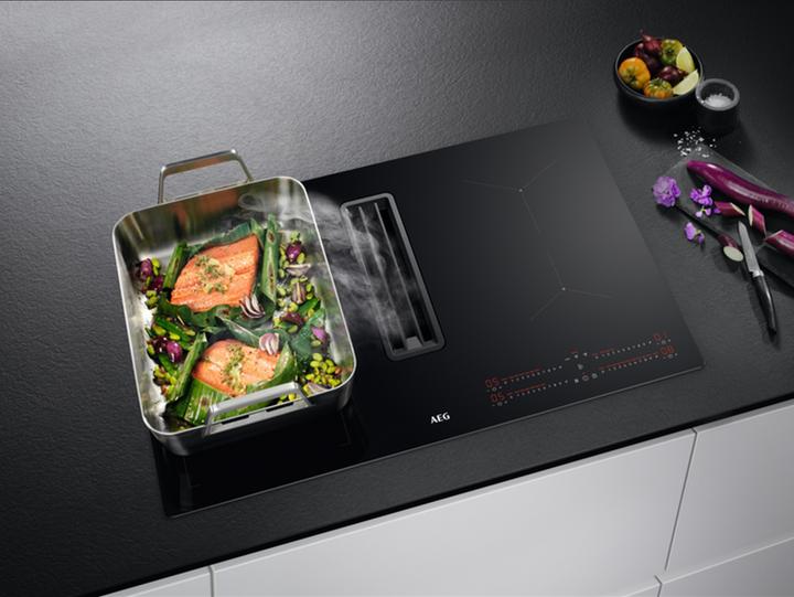 Immagine prodotto AEG KOOKPLAAT MET AFZUIGING CCE84543CB