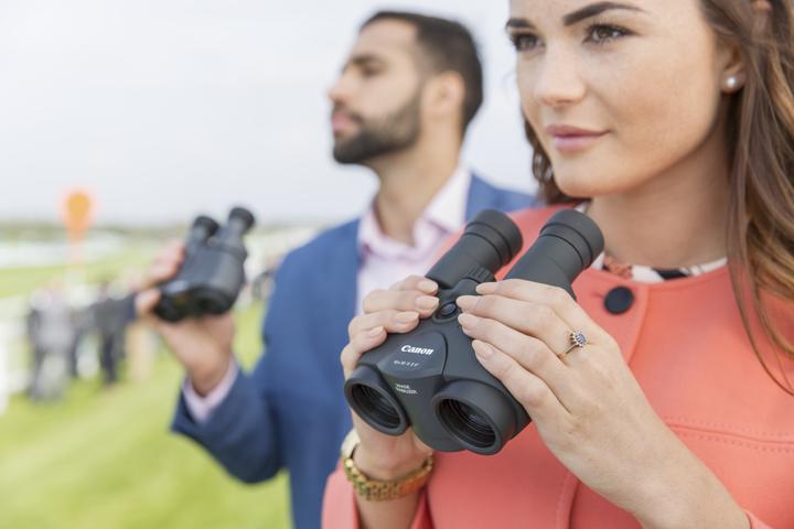 Actual product image Canon 10x30 IS II (10 x, 30 mm)