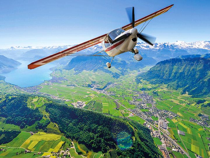 Image du produit Smartbox Vol panoramique en avion au-dessus des Alpes suisses (1 pers.)