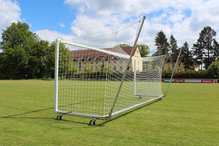 Actual product image Sport-Thieme Stadium large field goal 7,32x2,44m, White, free standing, with free net suspension and SimplyFix