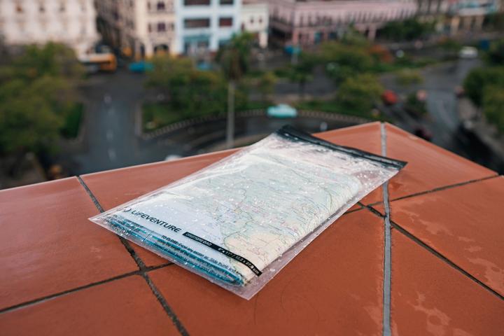 Immagine prodotto Lifeventure Borse DriStore LocTop, per le mappe (Imbottitura aggiuntiva)