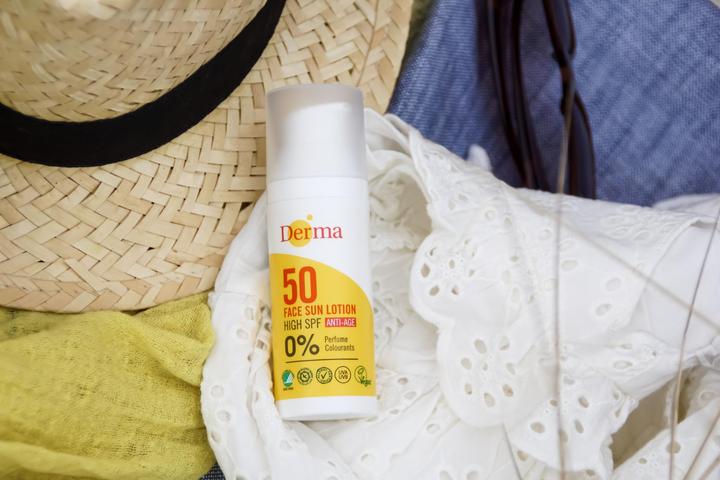 Actual product image Deroma Face Sun Lotion SPF 50 50 ml (Sun cream face, SPF 50, 50 ml)